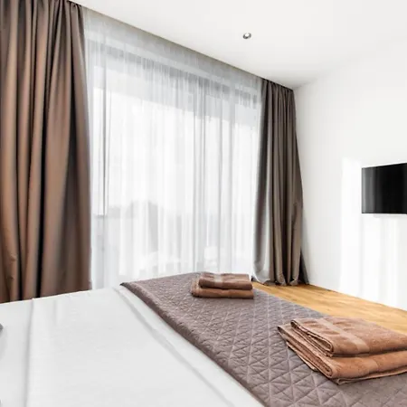 Nura For 8 Persons Near Porec With 36 M2 Heated Pool, With Sauna & Sea View *